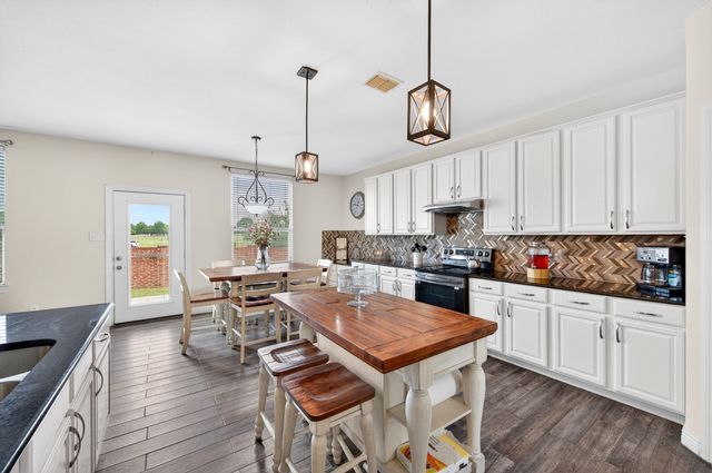 1503 Quail Ridge Drive, Cedar Hill, TX 75104