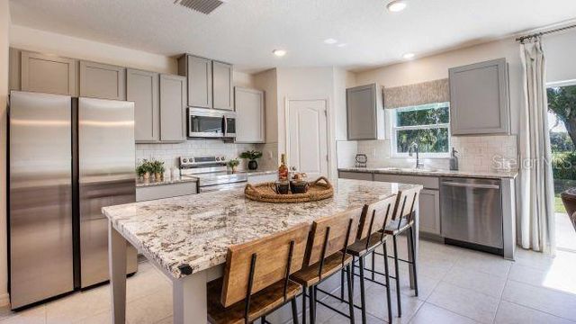 3731 ACADEMIA AVENUE, Lakeland, FL 33803