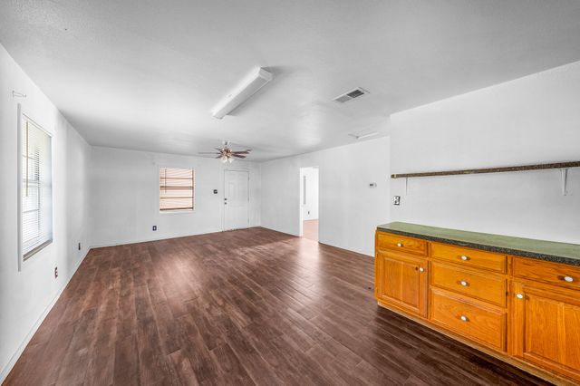 508 Smith Street, Como, TX 75431