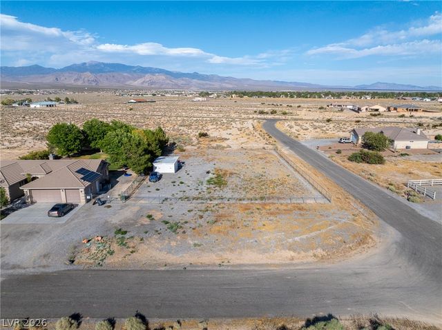 2741 Olvido Avenue, Pahrump, NV 89048