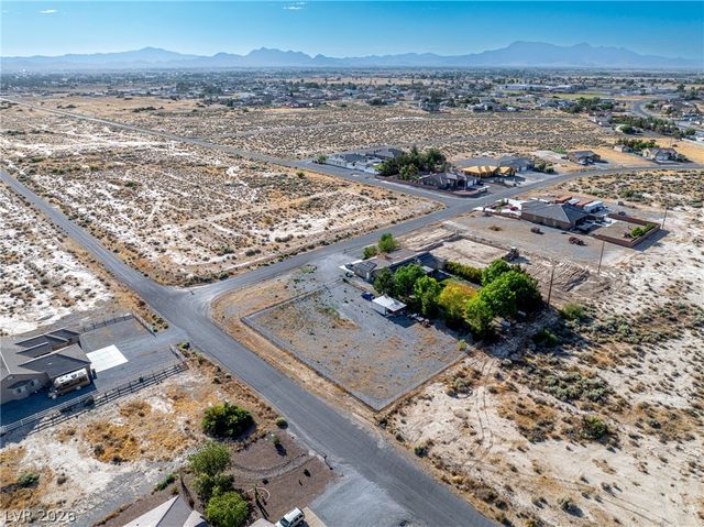 2741 Olvido Avenue, Pahrump, NV 89048
