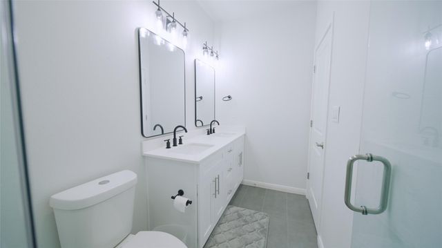 1342 Sapphire Palms Court, Dickinson, TX 77539