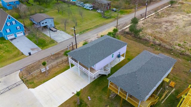 1342 Sapphire Palms Court, Dickinson, TX 77539