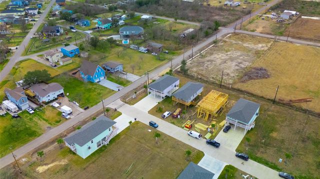 1342 Sapphire Palms Court, Dickinson, TX 77539