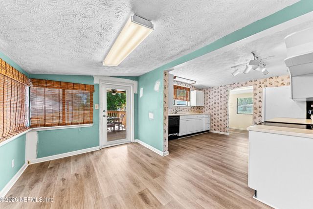 2500 COMMUNITY Road, Jacksonville, FL 32207