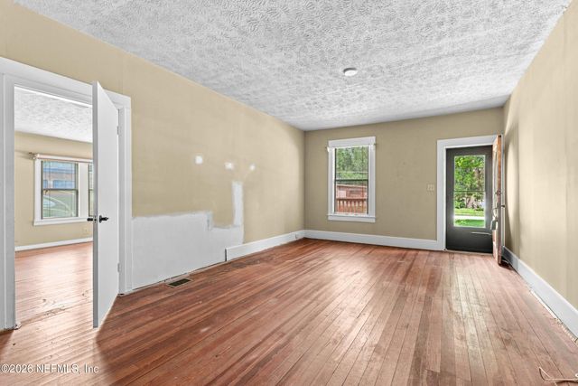 2500 COMMUNITY Road, Jacksonville, FL 32207