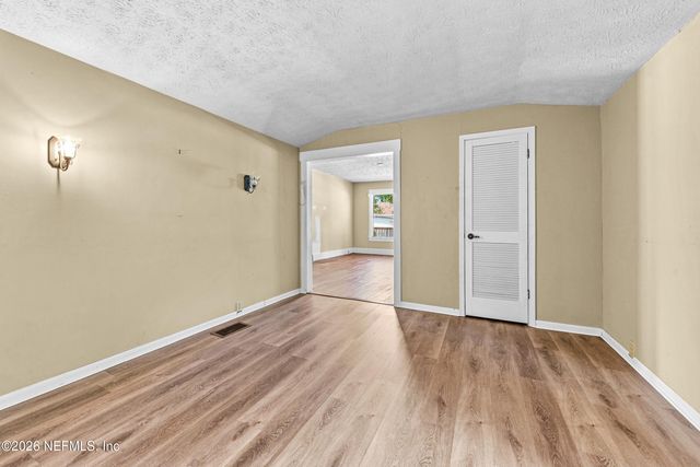 2500 COMMUNITY Road, Jacksonville, FL 32207