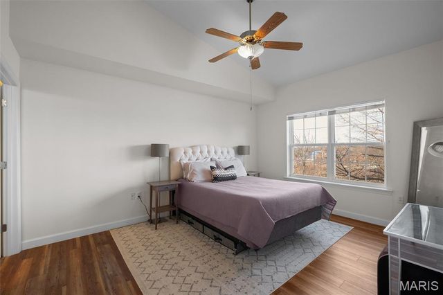 1 Monarch Trace Court 307, Chesterfield, MO 63017