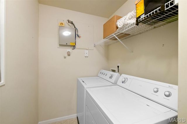 1 Monarch Trace Court 307, Chesterfield, MO 63017