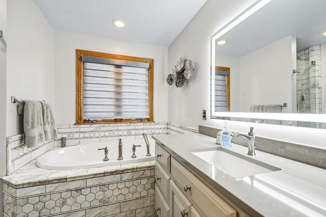 6328 Summerhill Drive, Georgetown Twp, MI 49426