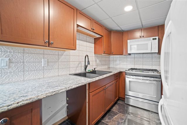 997 N Conklin Road, Lake Orion, MI 48362