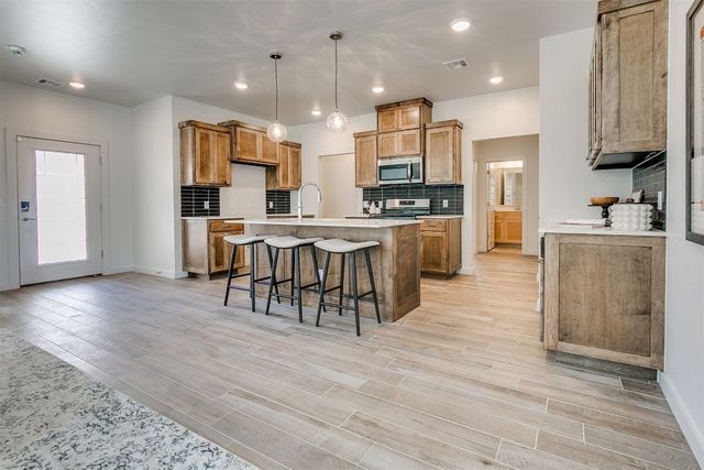 11709 SW 47th Street, Mustang, OK 73064