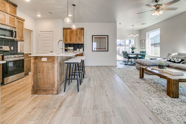 11709 SW 47th Street, Mustang, OK 73064