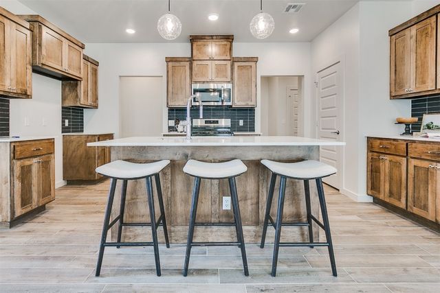 11709 SW 47th Street, Mustang, OK 73064