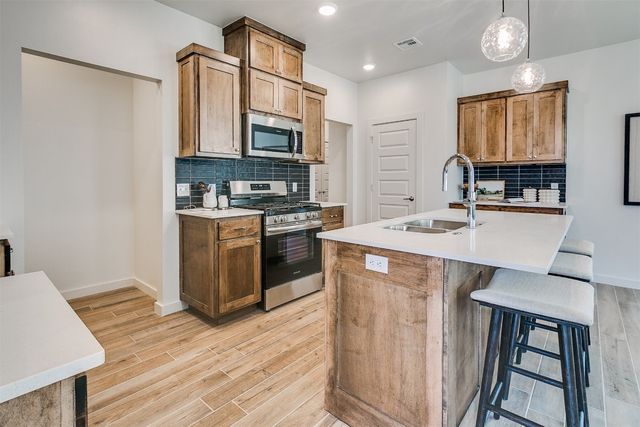 11709 SW 47th Street, Mustang, OK 73064