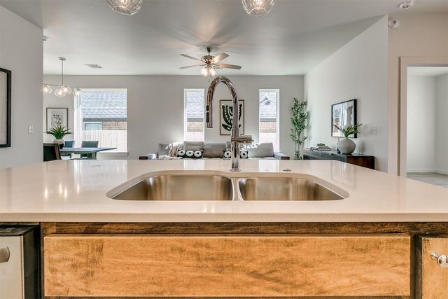 11709 SW 47th Street, Mustang, OK 73064