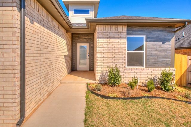 11709 SW 47th Street, Mustang, OK 73064