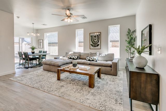 11709 SW 47th Street, Mustang, OK 73064