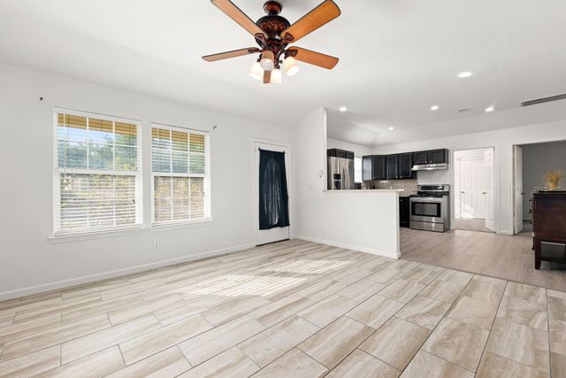 10465 Royal York Drive, Conroe, TX 77303