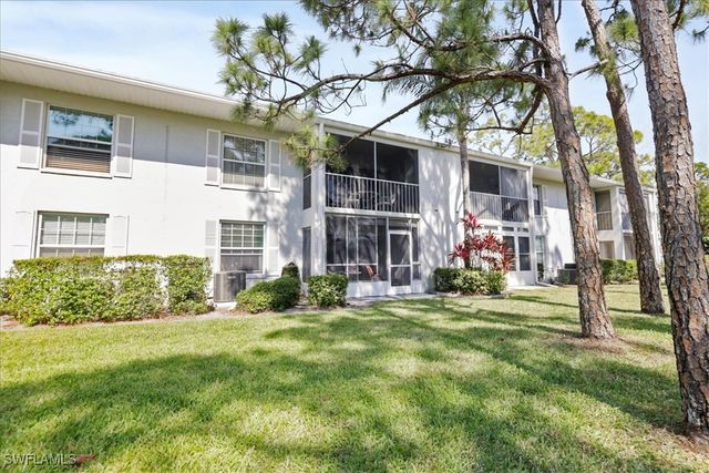 7086 Nantucket CIR 6, North Fort Myers, FL 33917