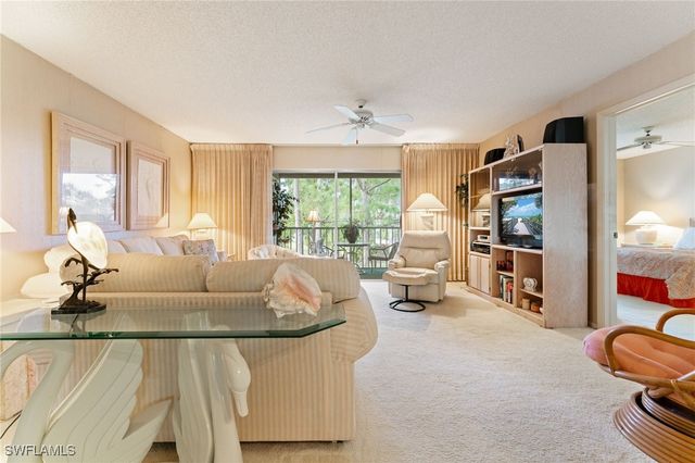 7086 Nantucket CIR 6, North Fort Myers, FL 33917