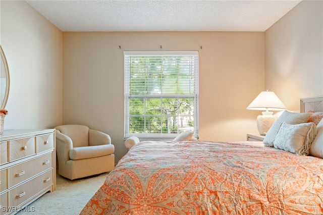 7086 Nantucket CIR 6, North Fort Myers, FL 33917