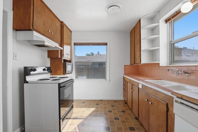 870 Morley, Yuba City, CA 95991