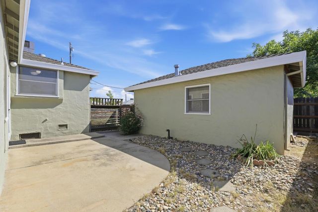 870 Morley, Yuba City, CA 95991