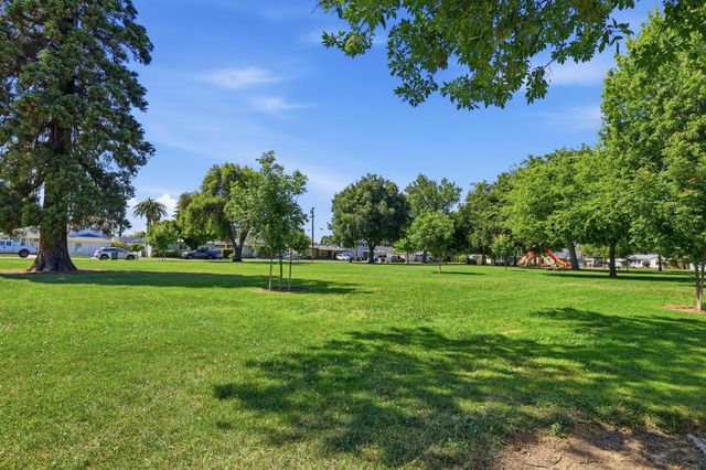 870 Morley, Yuba City, CA 95991
