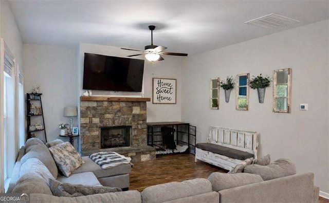 101 Fenwick Manor Drive, Lagrange, GA 30241