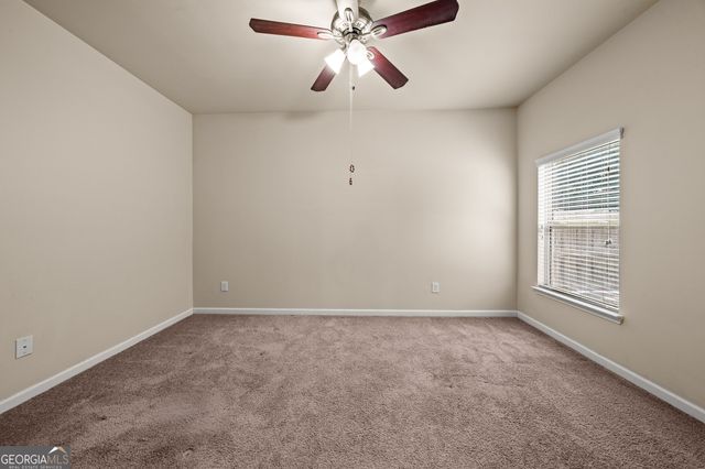 90 Sylvan Loop, Fayetteville, GA 30214