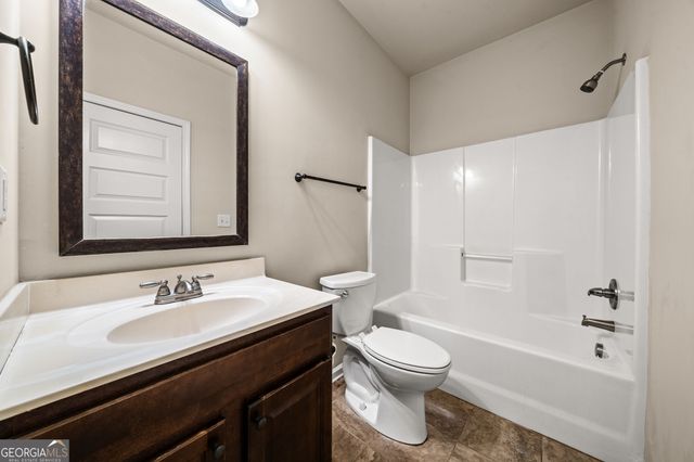 90 Sylvan Loop, Fayetteville, GA 30214