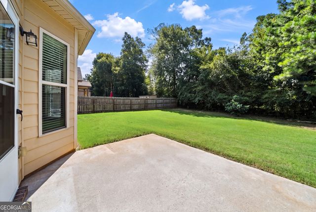 90 Sylvan Loop, Fayetteville, GA 30214