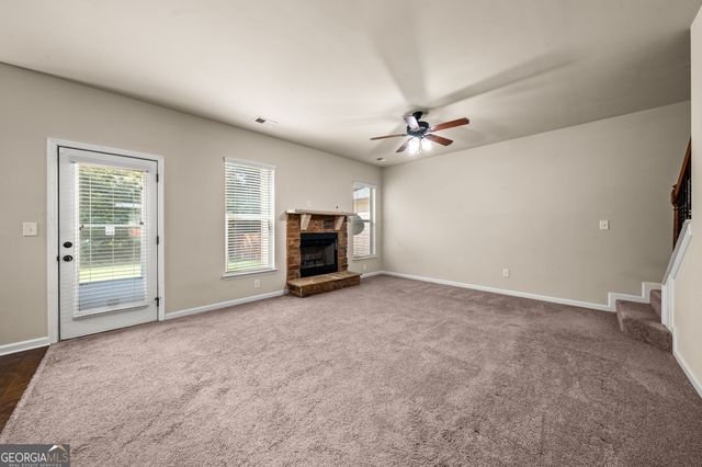 90 Sylvan Loop, Fayetteville, GA 30214