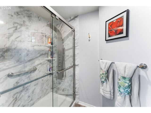 615 Ne 157TH Ave, Vancouver, WA 98684