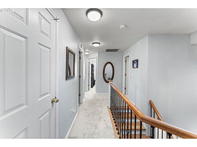 615 Ne 157TH Ave, Vancouver, WA 98684