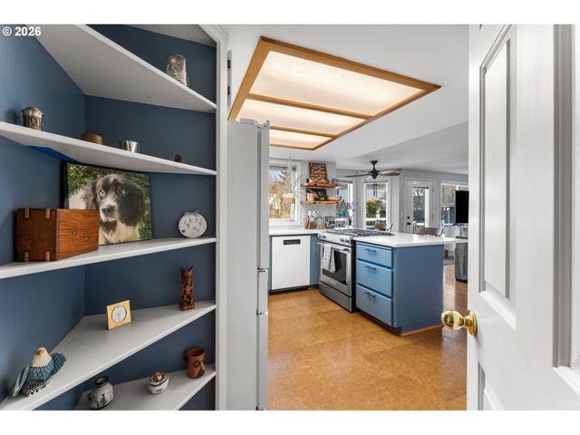 615 Ne 157TH Ave, Vancouver, WA 98684