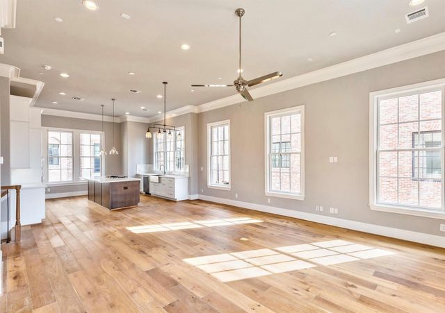 19 Robita Street, Houston, TX 77019