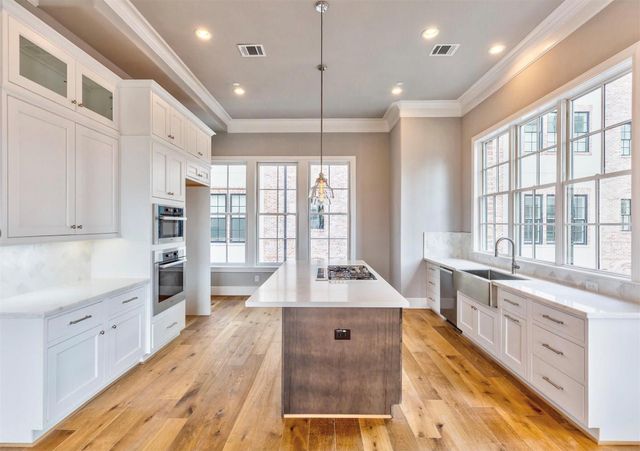 19 Robita Street, Houston, TX 77019