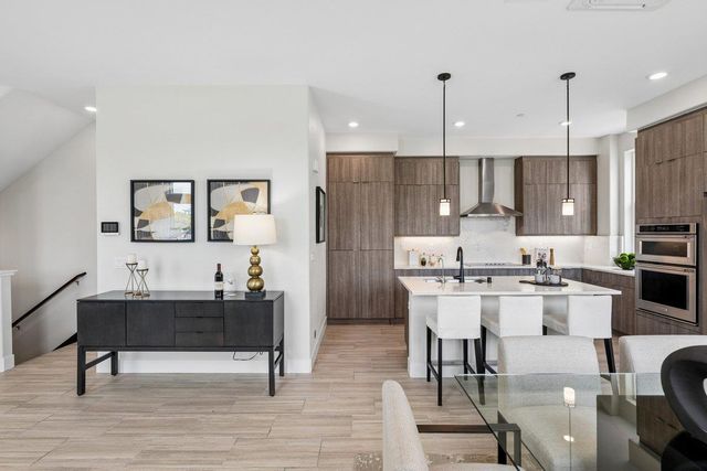 181 Waters Park Circle, San Mateo, CA 94403