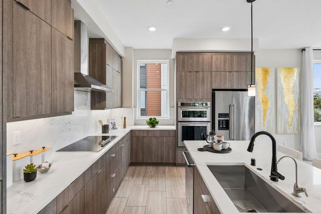 181 Waters Park Circle, San Mateo, CA 94403