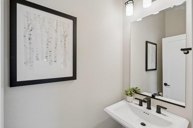 181 Waters Park Circle, San Mateo, CA 94403