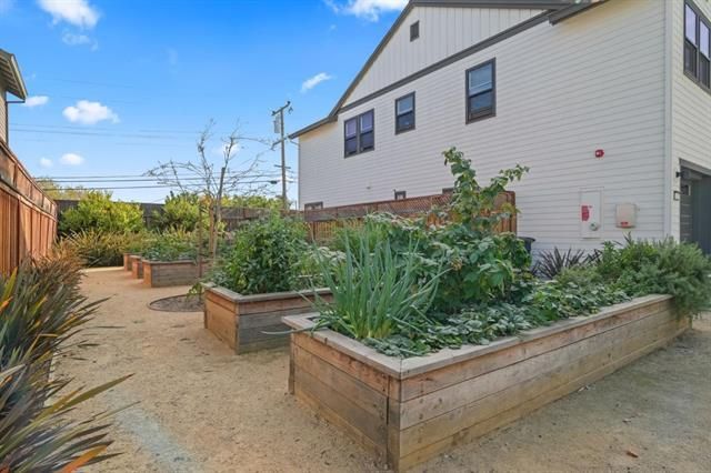 181 Waters Park Circle, San Mateo, CA 94403