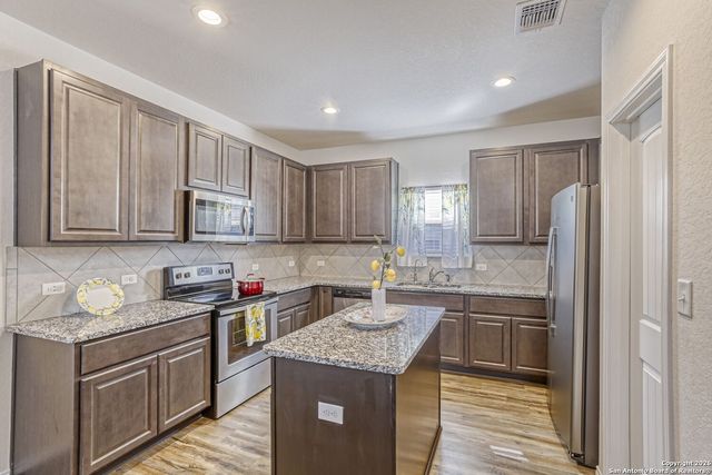 143 Laurel Grace, New Braunfels, TX 78130