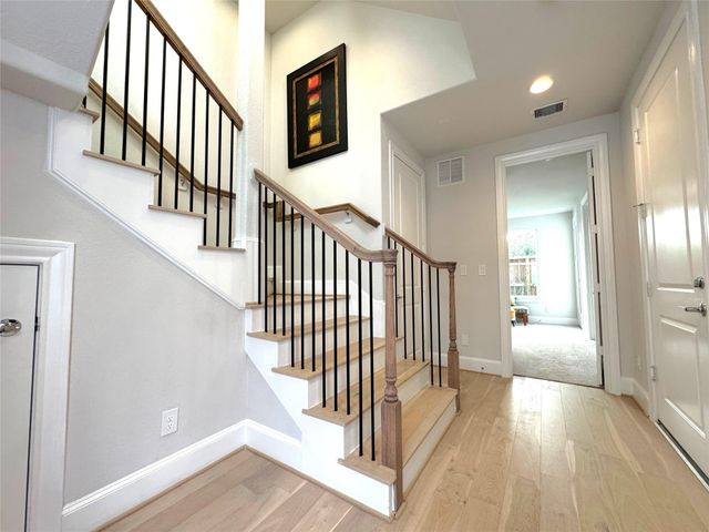 819 Bringhurst Street, Houston, TX 77020