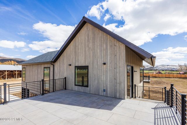 798 Lazy Way, Francis, UT 84036