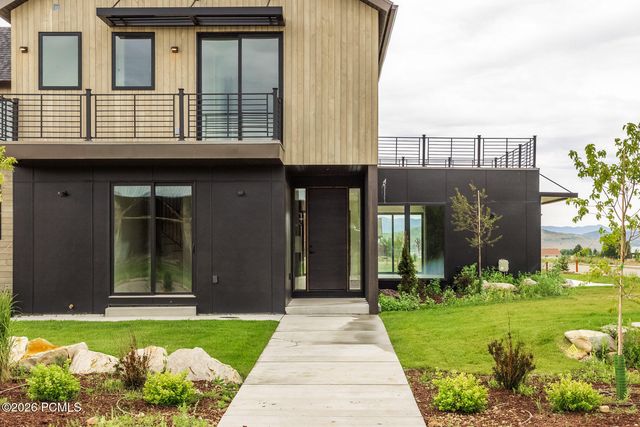 798 Lazy Way, Francis, UT 84036