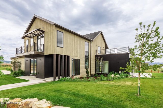 798 Lazy Way, Francis, UT 84036