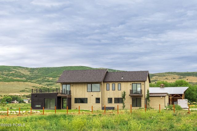 798 Lazy Way, Francis, UT 84036