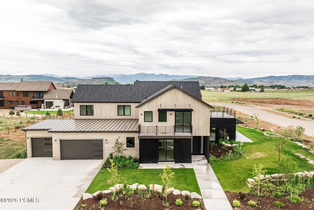 798 Lazy Way, Francis, UT 84036